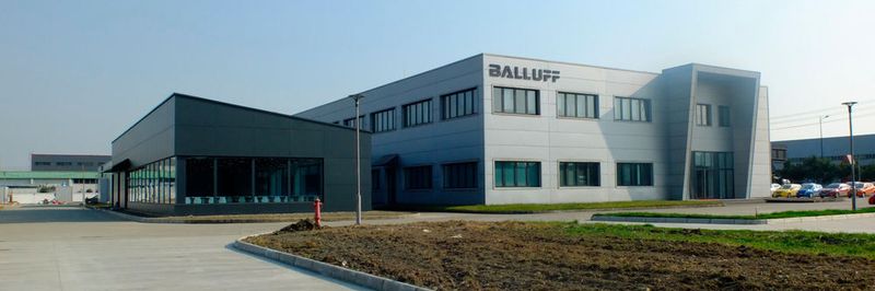 Im Neubau wird das Produktprogramm in Chengdu durch eine teilautomatisierte Produktion und Montage eines Sensor-Plattformkonzepts erweitert.