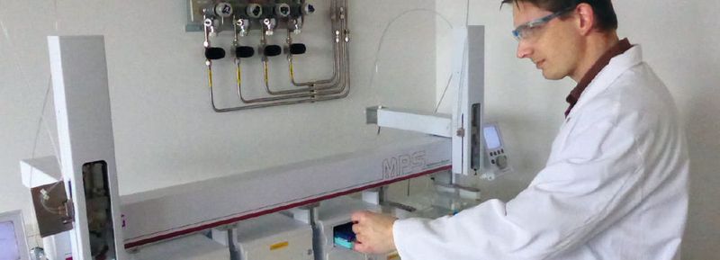 Fig. 1: The MPS Work Station accelerates the development of new fragrances and flavors, increasing both productivity and throughput. The system can operate around the clock—24/7.