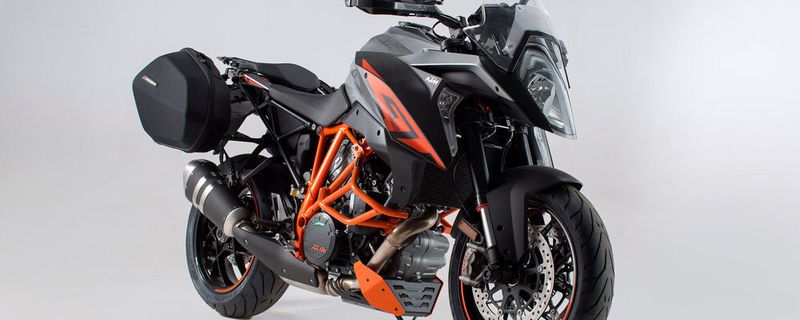 Die KTM Super Duke 1290 GT muss zurück in die Werkstatt.