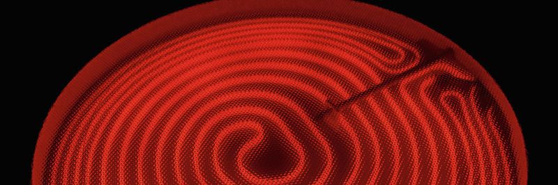 Um das Material nicht unnötigen Strapazen auszusetzen, gehören zu einigen Montageprozessen Anwärmarbeiten. Meist wird nach dem Induktionsprinzip vorgewärmt.