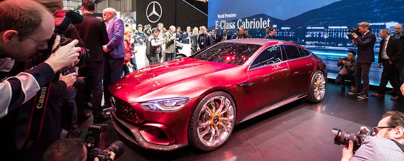 Mehr Platz für kleine Aussteller, weniger für die Platzhirsche und dazwischen Tuner und Veredler: Der Genfer Salon ist keine typische Automobilmesse.