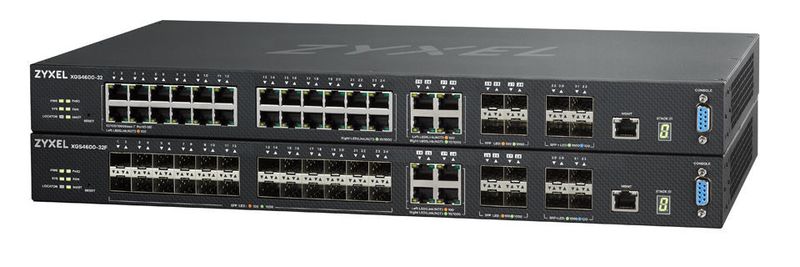 Die Modelle XGS4600-32 und XGS4600-32F gibt es mit identischer Optik und zum identischen Preis – erst bei genauerem Hinsehen fallen die unterschiedlich ausgeführten Gbit-Ports auf.