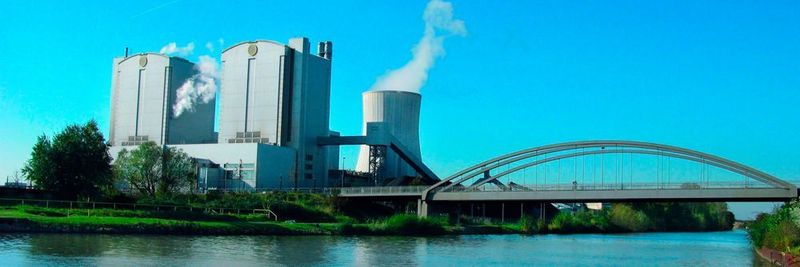 EMV im Energiesektor: Anforderungen für einen reibungslosen Anlagenbetrieb sind einzuhalten; konstruktive EMV-Schutzmaßnahmen lassen sich aber auf den wirklich benötigten technischen Aufwand reduzieren.