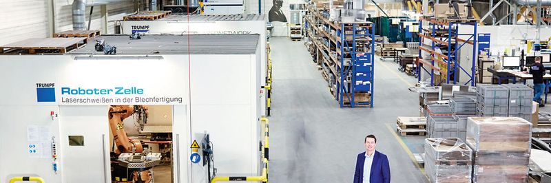 Blechbearbeitung geht auch ohne Papier. Wie das im Detail funktioniert, zeigt das Beispiel der niederländischen BOZ Group.