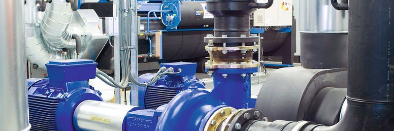 Bild 1: Wassernormpumpen, die mit einer konstanten Motordrehzahl arbeiten: Für sie gibt es ein neues Antriebskonzept.