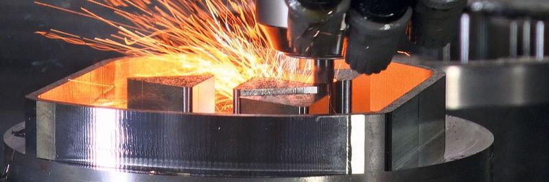 Das Wintool integriert bestehende ERP-, MES-, CAM-, Lager-, Voreinstellsysteme und Werkzeugmaschinen prozessorientiert von der Planung bis zur Archivierung – für eine stetig produzierende Maschine.