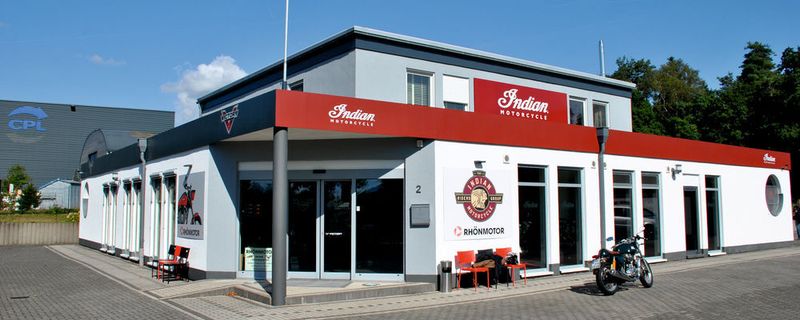Vor nicht allzu langer Zeit noch das Verkaufshaus eines Raumausstatters, jetzt die Heimat von Familie Wiedens Bike-Store für Kunden mit amerikanischem Geschmack.