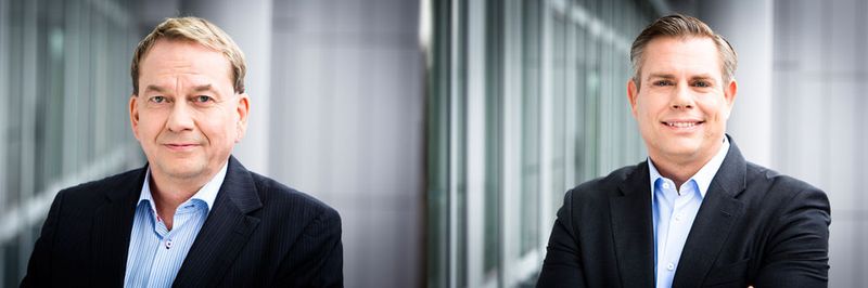 Nach Meinung von Timo Jokiaho (l) und Nikolai Stankau (r) treibt man Innovationen am besten voran, wenn man die Zusammenarbeit zwischen branchenführenden Unternehmen und den Open-Source-Communities fördert.
