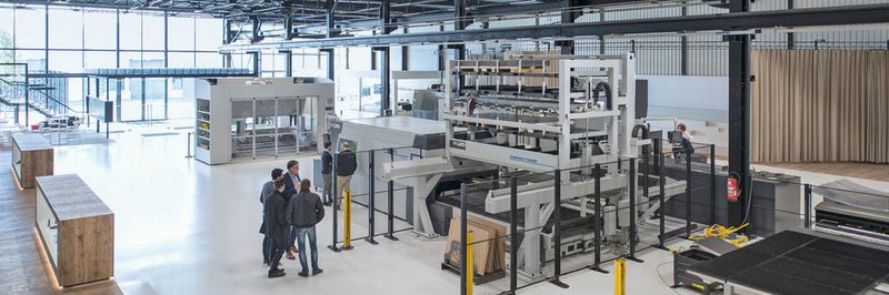 Mehr als Maschinen: In seinem neuen Experience Center will sich LVD mit den Kunden anders austauschen, um die Herausforderung Industrie 4.0 zu bewältigen.