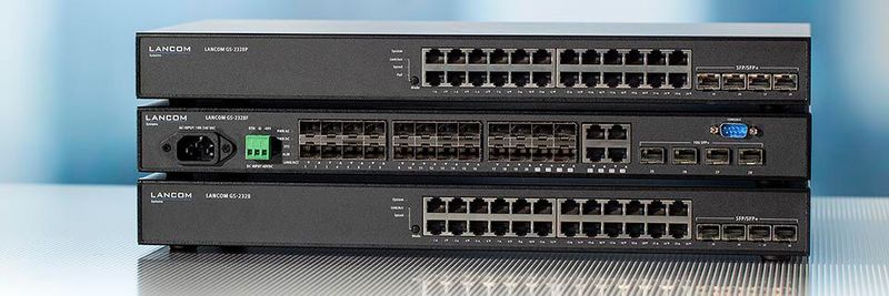 Der Lancom GS-2328 wird auch als PoE-Variante und als Glasfaser-Switch angeboten.