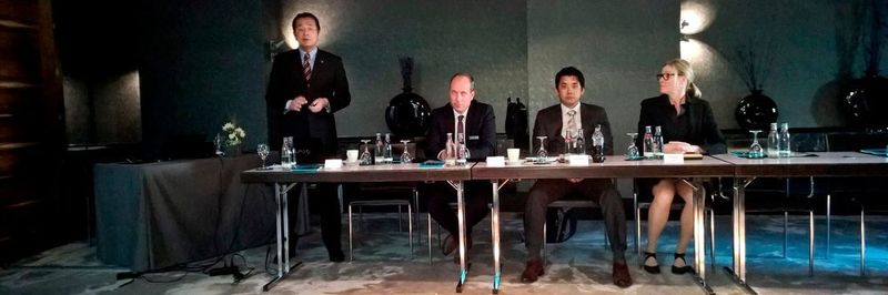 Kazuhiro Kariy, Zuken Managing Director and Chief Technical Officer, stellte auf einer Pressekonferenz die neue Strategie für einen schlanken Ansatz für die Bereitstellung von Entwicklungsdaten aus der Elektronik un Elektrotechnik vor.