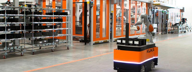 KUKA produziert Roboter und lässt sie für sich arbeiten. Nun werkelt auch IT von SAP, Netapp, Fujitsu und Oracle für das Unternehmen - nahezu in Echtzeit.