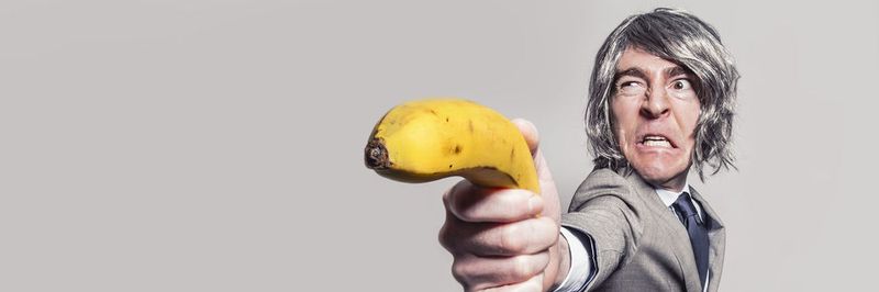 Mitarbeiter sind für viele Experten die größte Schwachstelle im System. Hier ist das Management gefragt, die Mitarbeiter für das Thema Social Engineering zu sensibilisieren.
