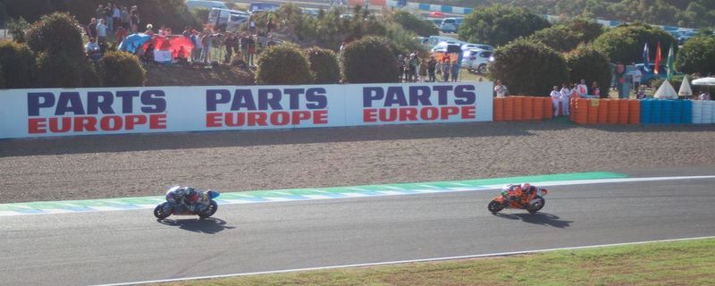 Händler-Gewinnspiel: Parts Europe und Dunlop verlosen zwei Tickets für das MotoGP-Rennen am Sachsenring.