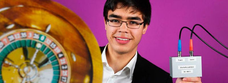Fabian Höfer: Der Gymnasiast aus Hamburg erhielt für sein digitales Roulette den Sonderpreis des VDE.