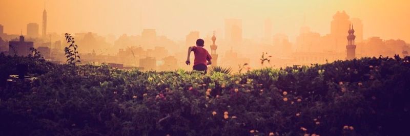 Es ist normal, dass Verkäufer einem gewissen Leistungsdruck unterliegen. Hin und wieder ein wenig Druck und Stress sind normal – permanenter Stress hingegen ist schädlich. Wie Sie diesem Stress entkommen, erklärt Oliver Schumacher