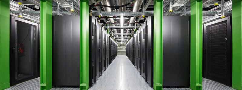 Die Partner für das „Data Center Contracting“ von der Nixdorf Data Center GmbH haben im GSI Green Cube des Helmholtzzentrums für Schwerionenforschung, Darmstadt, ein Vorbild, da sie hier zum Teil schon zusammengearbeitet haben.