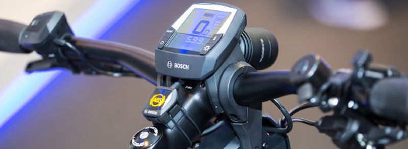 Das erste serienreife ABS für E-Bikes: verhindert Stürze und das Abheben des Hinterrades bei Bremsfehlern.
