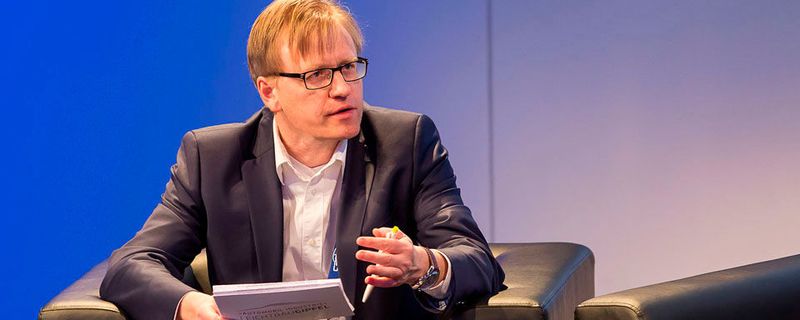 Claus-Peter Köth ist Chefredakteur der Fachzeitschrift »Automobil Industrie«.