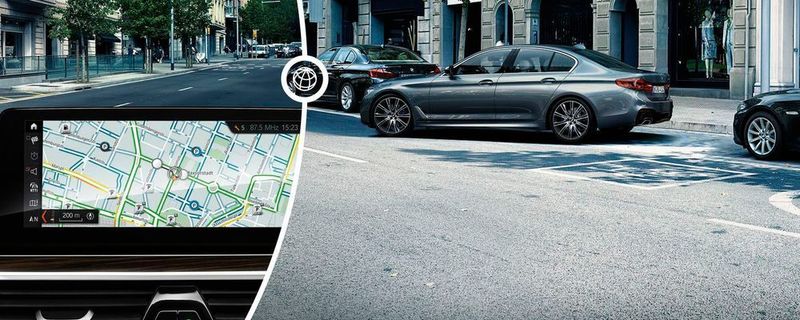 Die neue 5er-Limousine von BMW erhält minutengenaue Informationen über freie Parkplätze am Straßenrand.