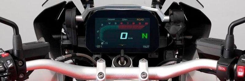 Die Connectivity-Funktionen sollen dem Biker ein komfortables Telefonieren und Musikhören während der Fahrt ermöglichen.