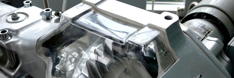 Im Mercedes-Benz Werk Gaggenau fertigt und montiert die Daimler AG Aggregate und Komponenten für Fahrzeuge, insbesondere Antriebe und Antriebskomponenten für schwere Lkws und Nutzfahrzeugachsen.