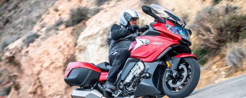 BMW hat sein Sechszylindermodell K 1600 GT überarbeitet.