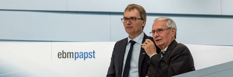 Generationenwechsel bei EBM-Papst (v.l.): Ralf Sturm übernimmt zum 1. August das Mandat im Unternehmensbeirat von seinem Vater Gerhard Sturm.