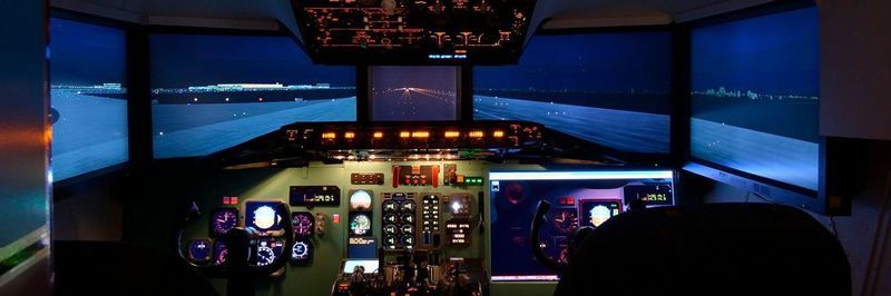 Fliegen im Simulator: Service Virtualization ermöglicht eine simulierte Testumgebung, um Software unter simulierten Konditionen zu prüfen.