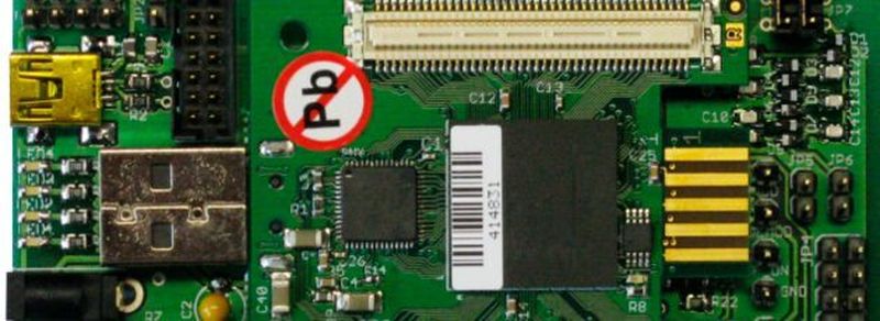 Prototyp eines RFID-Chips: PIONEER kommuniziert über ein Standard-Protokoll für Virtual Private Networks mit einem Server im Internet.