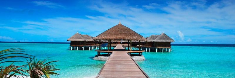 Sommerzeit ist Urlaubszeit. Doch komplett abschalten steht nicht für alle Arbeitnehmer auf dem Programm.