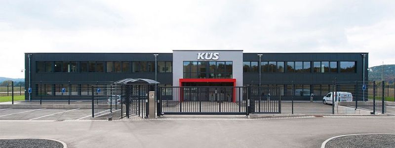 Das Rechenzentrum der KÜS Data GmbH ist jetzt nach der EN DIN 50600 zertifiziert. Das Deutsche Institut für Qualitätsförderung e. V. (DIQ) aus Saarbrücken, also: die lokale Zertifizierungsstelle DIQ Zert GmbH, hat das Rechenzentrum auditiert.