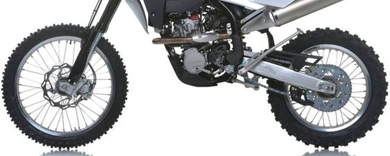 Bei Offroad–Maschinen des Modelljahres 2018 droht schlimmstenfalls ein Ausfall der Bremse.