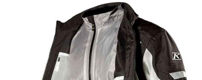 Die Jacken Induction und Apex Air bestehen aus Klim Karbonite Mesh, einem luftdurchlässigen und widerstandsfähigen Karbon/Nylon-Netz-Gewebe.