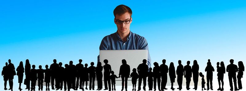 Die Administration von Netzwerken mit Cloud-Anschluss bringt besondere Herausforderungen mit sich.