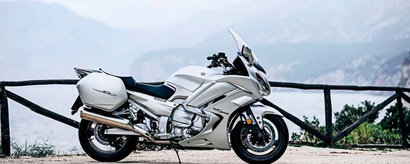Wer bis Ende September bei Yamaha eine FJR 1300 kauft, erhält 1.300 Euro Preisnachlass.