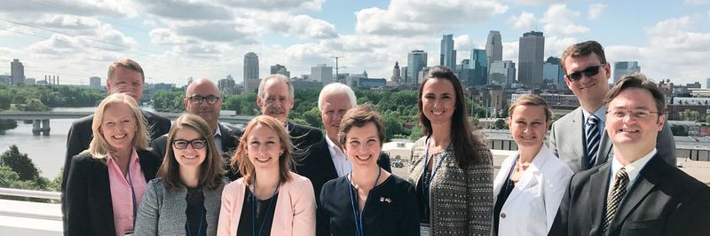 Die Teilnehmer der Delegationsreise bei ihrem Besuch bei der Firma Coloplast in Minneapolis.