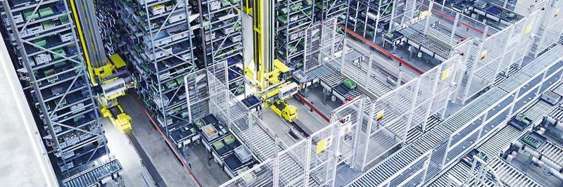 Tonnenschwere Regalbediengeräte verbrauchen Unmengen an Energie. Psb setzt deshalb standardmäßig Rückspeisemodule in die Geräte ein. Das senkt die Kosten und steigert die Nachhaltigkeit.