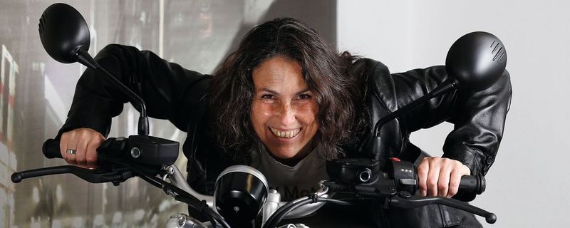 Larissa Ritschel ist Verkäuferin mit Herzblut beim BMW-Händler Bohling und Eisele in Karlsruhe.