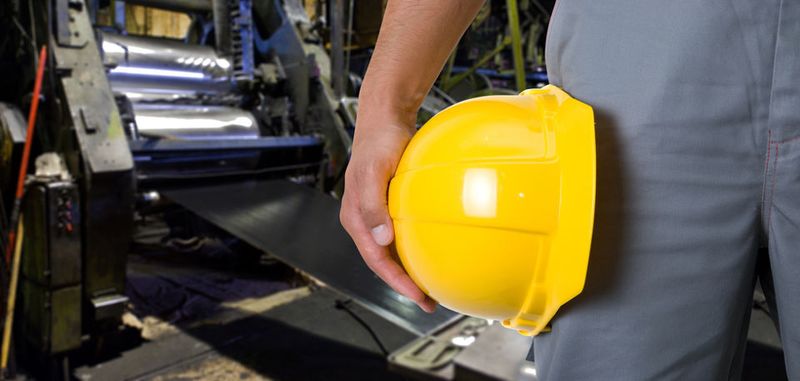Ein System gilt als "Safety Critical System", wenn hierbei ein Ausfall oder eine Fehlfunktion fatale folgen für menschliche Sicherheit hat. Dabei sind nicht nur schwere Anlagen gemeint; auch Systemfehler in alltäglichen Anwendungen können in diese Kategorie fallen.