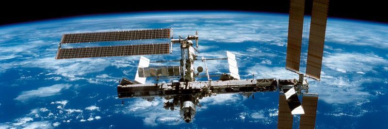 Für komplizierte Berechnungen greift die ISS auf die Rechenleistung der Erde zurück. Für längere Weltraummissionen wie einer Reise zum Mars müsste ein Raumschiff die rechenleistung jedoch selbst erbringen können.