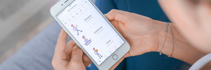 Um Rückenschmerzen entgegenzuwirken, hat Kaia eine App mit Übungsprogrammen entwickelt