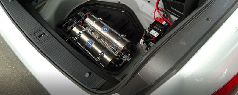 Ammoniak-Patronen statt Adblue-Tank: Bluefit von Faurecia.