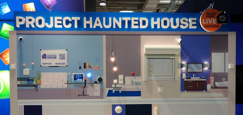 Für mehr Sicherheit im Smart Home: Im Haunted House ist hacken erwünscht. Erste Ergebnisse zur Sicherheit vernetzter Gebäude sind allerdings ernüchternd.