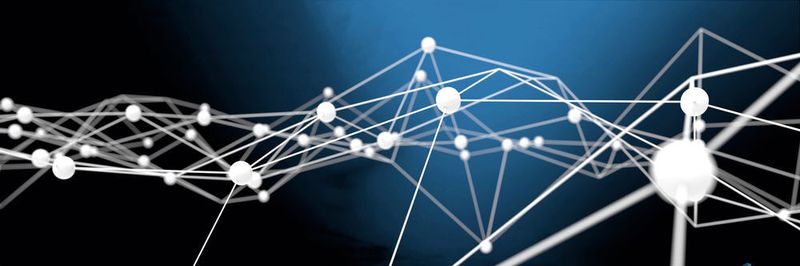 Das Unternehmen Systran setzt für sein neuestes Übersetzungssystem, das mit neuronalen Netzwerken funktioniert, auf eine IT-Infrastruktur von OVH (zwei Frontends auf einem Dedicated Server und mehrere Computing-Nodes aus CPU- und GPU-Servern.