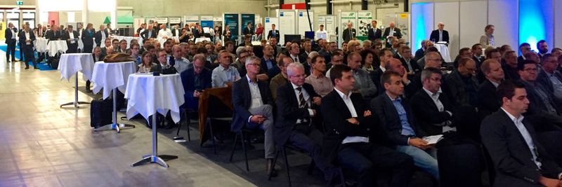 Die rund 350 Teilnehmer und 60 Aussteller des Swissmechanic Business Day 2017 folgten den interessanten Referate und Debatten in der Messe Luzern zum Thema Digitalisierung auf den Boden gebracht.