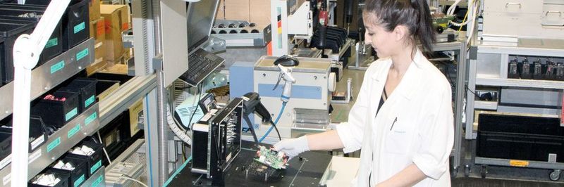 Elektronik lässt sich in Deutschland nur zu wettbewerbsfähigen Konditionen herstellen, wenn die Fertigung jeden Tag ein bisschen besser wird.