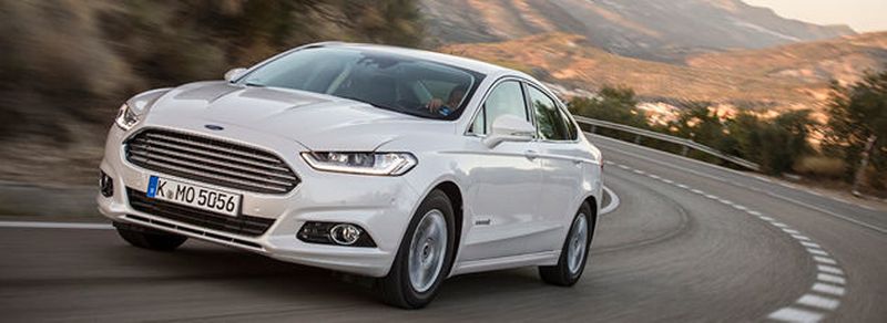 In unserem Test-Vergleich zwischen Diesel und Hybridantrieben war der Ford Mondeo Hybrid das sparsamste Fahrzeug.