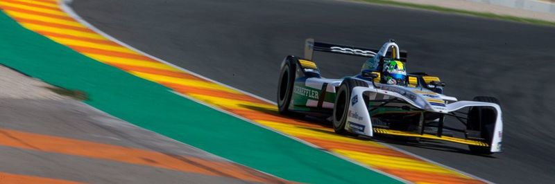 Der neue Audi e-tron FE04: Titelverteidiger Lucas di Grassi liefert positive Testbilanz.