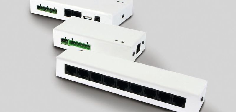 Steuergeräte: Synergy 21 hat die Master-Einheit Portaluce3653 entwickelt. Außerdem lassen sich Elemtente der Gebäudeautomation verbinden.